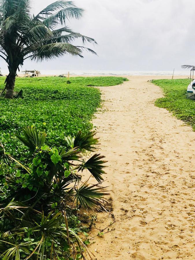 Sea Beach Resort Negombo Extérieur photo