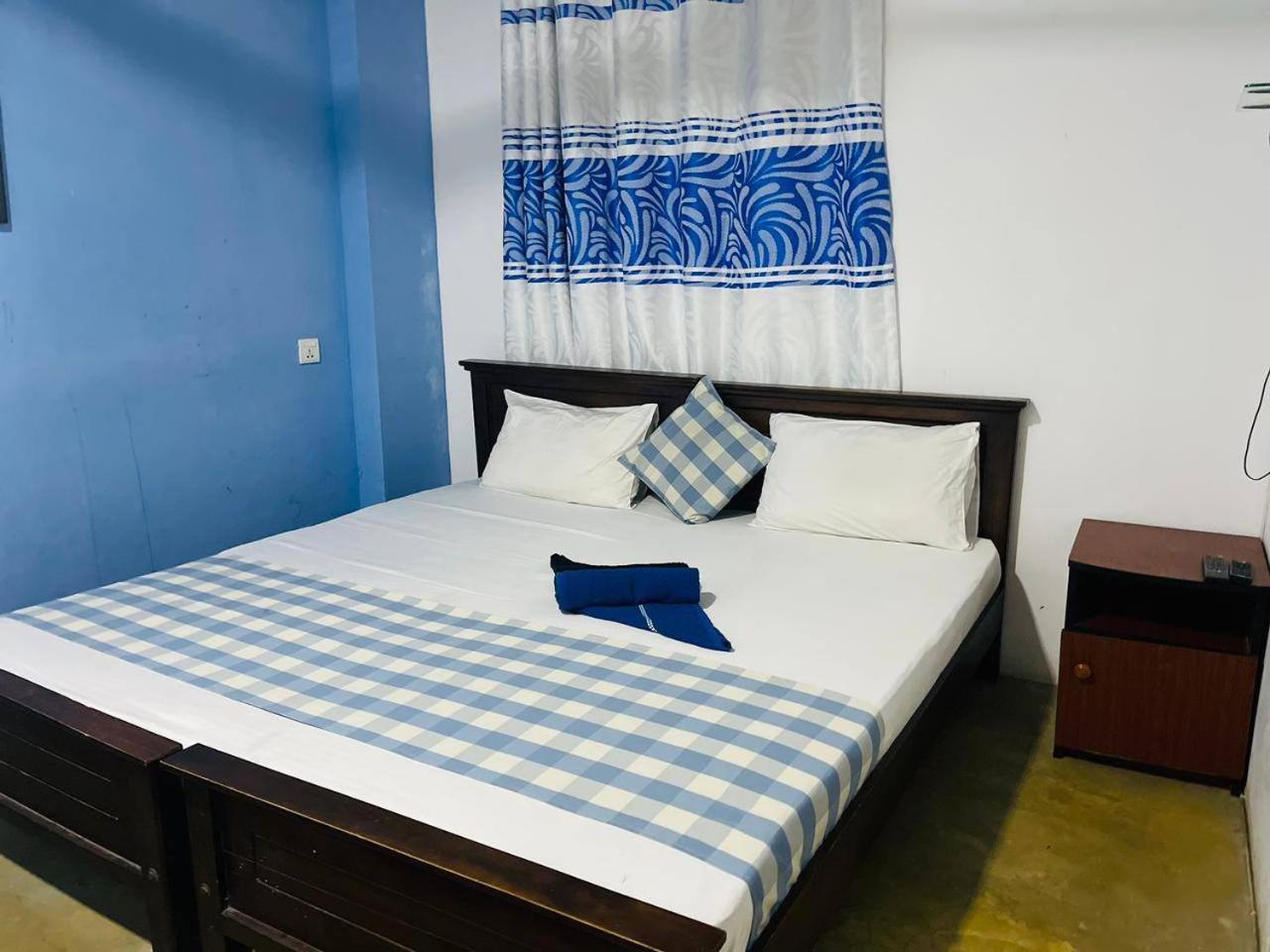 Sea Beach Resort Negombo Extérieur photo